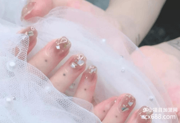 妮欧甲艺官网？