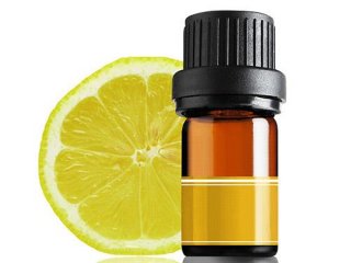 柠檬精油的功效与用法 柠檬精油好用吗