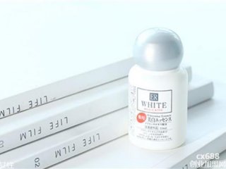 美白精华什么时候用,美白精华的用法