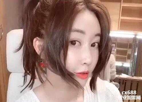 刘海毛躁怎么处理？刘海毛躁可以用夹板吗？