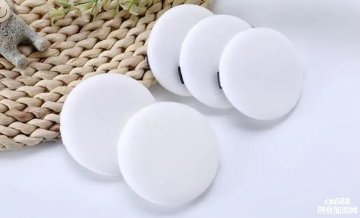 粉扑的正确使用方法 粉扑需要打湿使用吗？