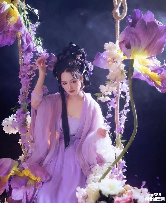 学化妆去哪里学比较好,学化妆成为化妆师发展好么